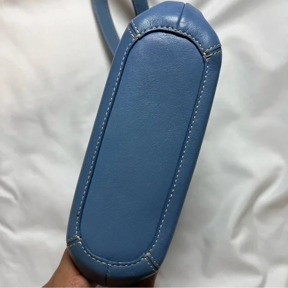 Coach vintage Leather Shoulder Bag - Picture 8 of 11